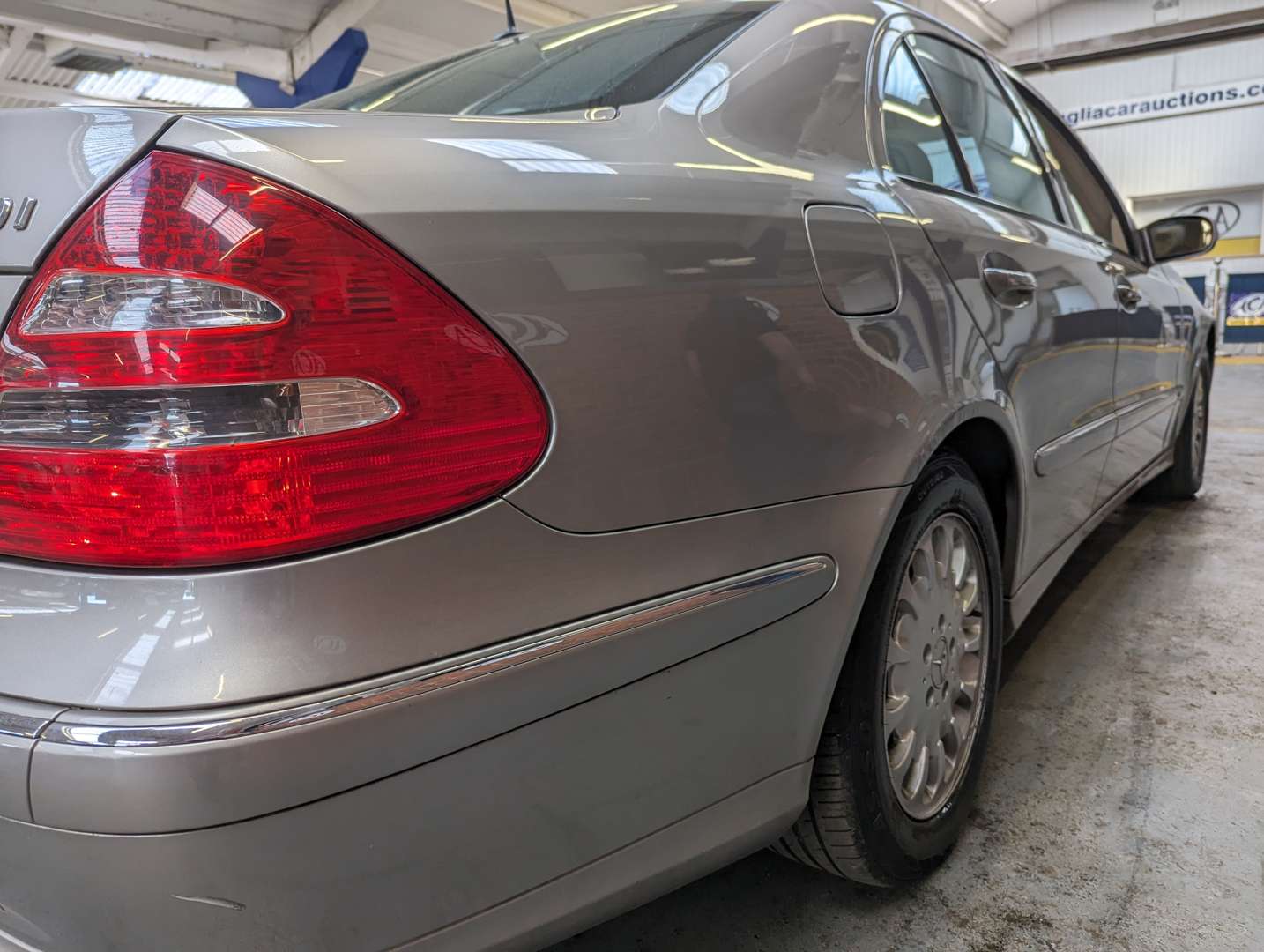 <p>2004 MERCEDES E270 CDI AVANTGARDE AUTO</p>