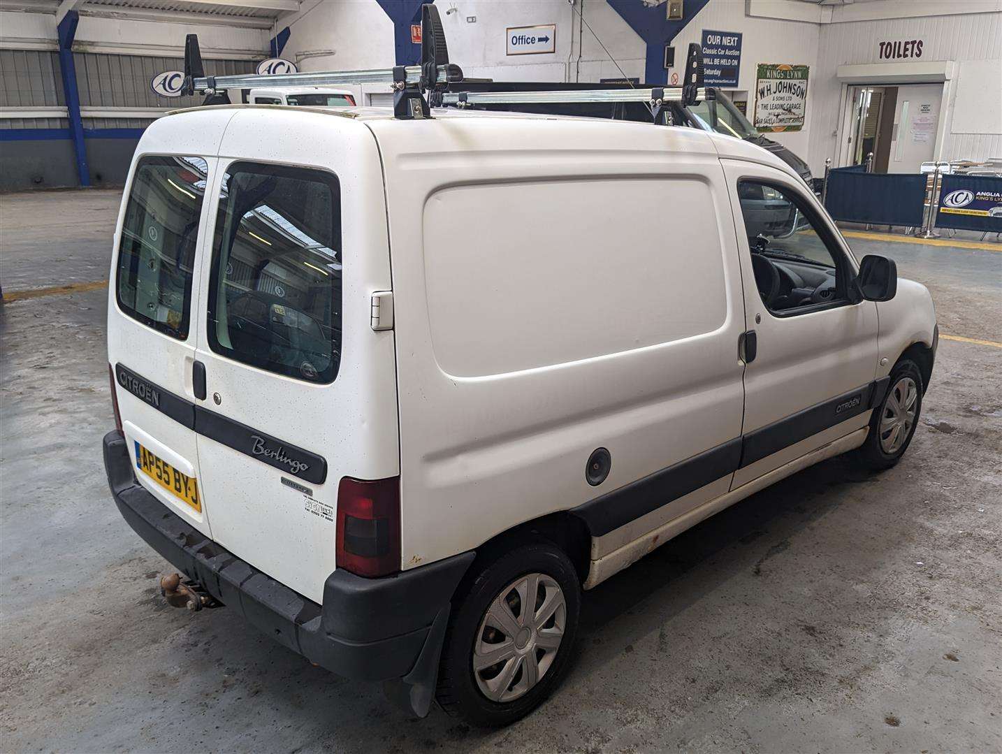 <p>2005 CITROEN BERLINGO ENTERPRISE</p>