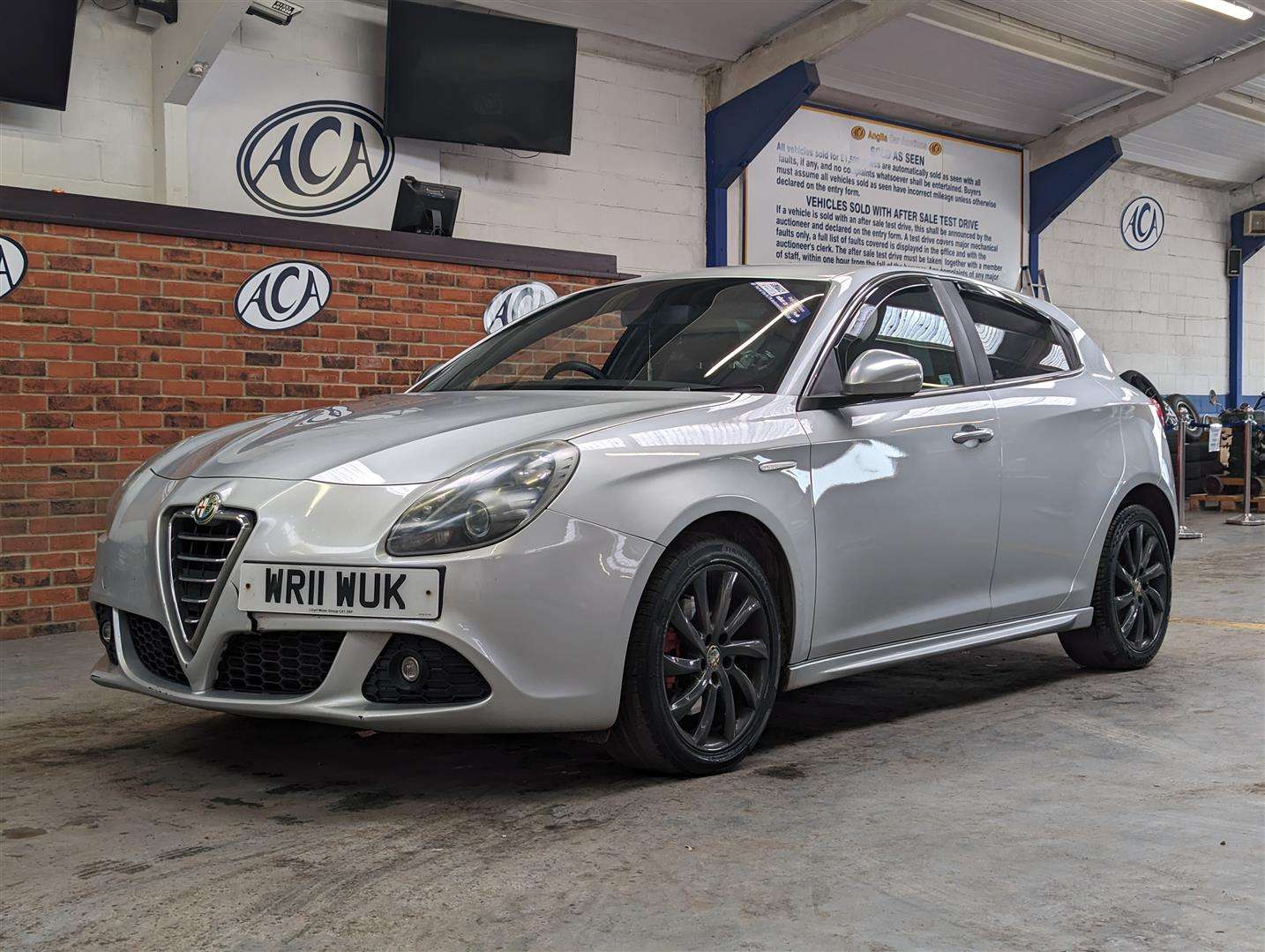 <p>2011 ALFA ROMEO GIULIETTA VELOCE JTDM-2</p>