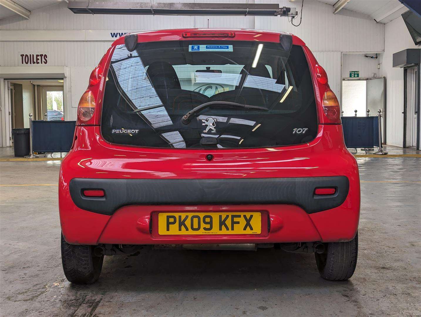 <p>2009 PEUGEOT 107 URBAN</p>