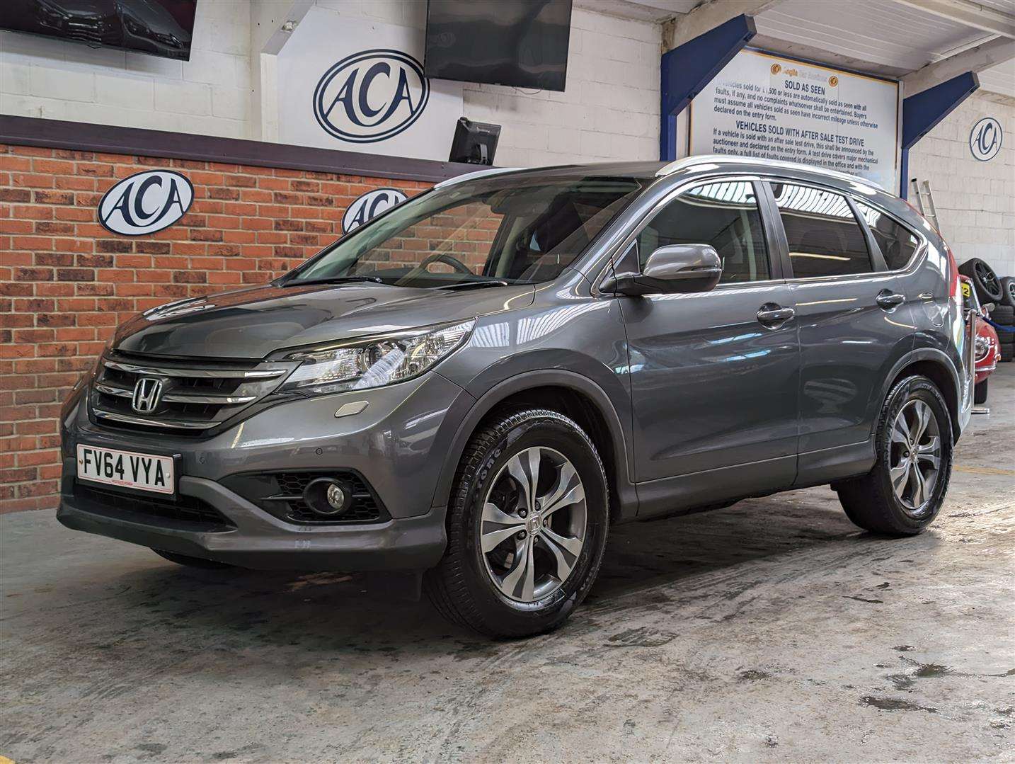 <p>2015 HONDA CR-V SR I-DTEC</p>