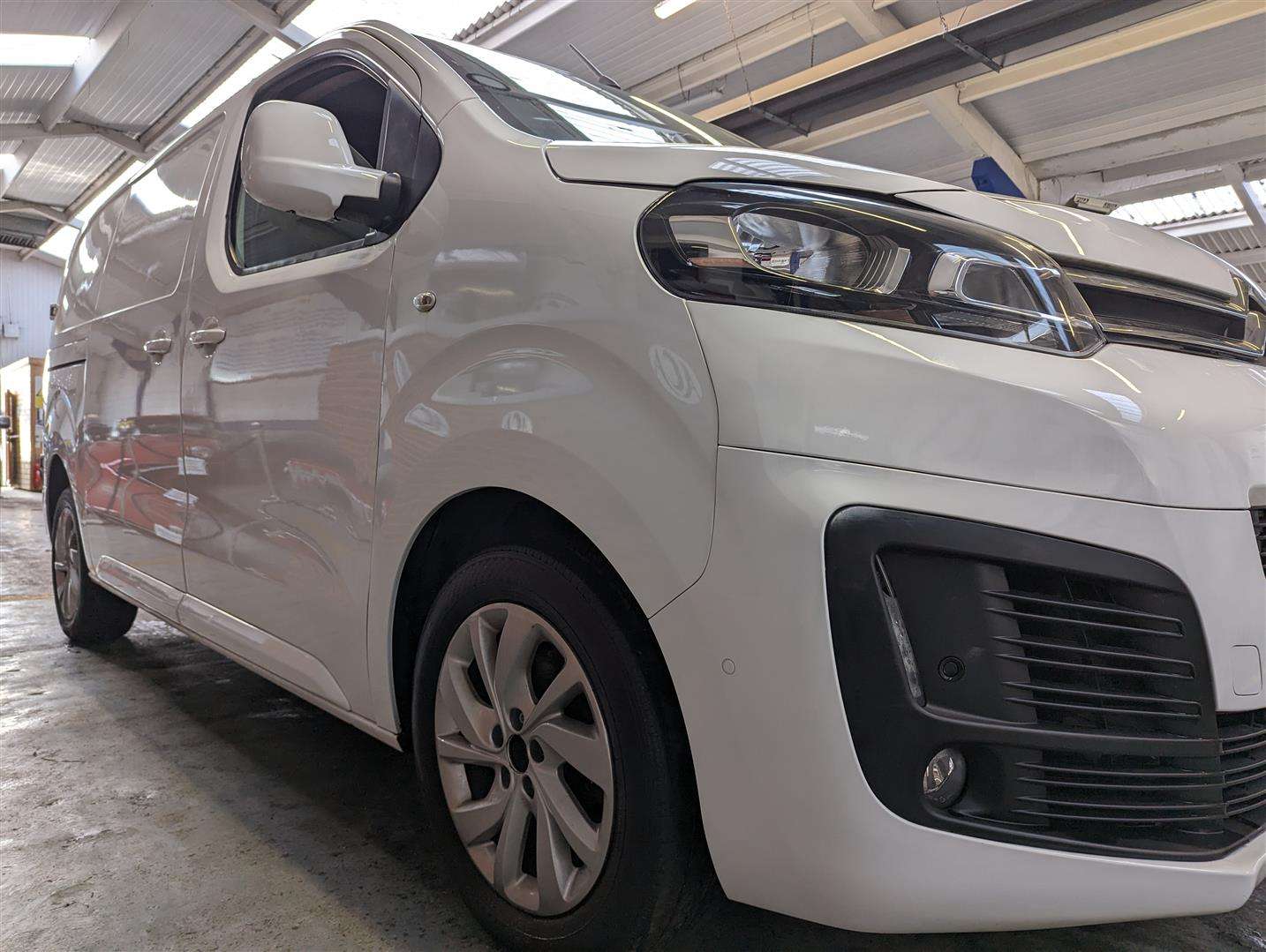 <p>2019 CITROEN DISPATCH 1400 ENPRISE+ BH</p>