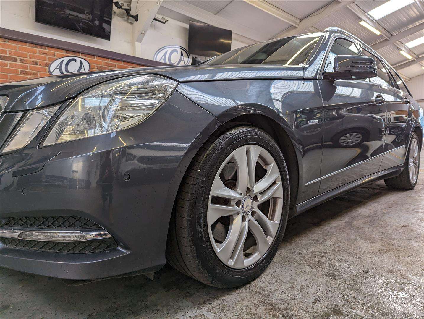 <p>2010 MERCEDES-BENZ E250 BLUEF-CY A-GARDE CDI</p>