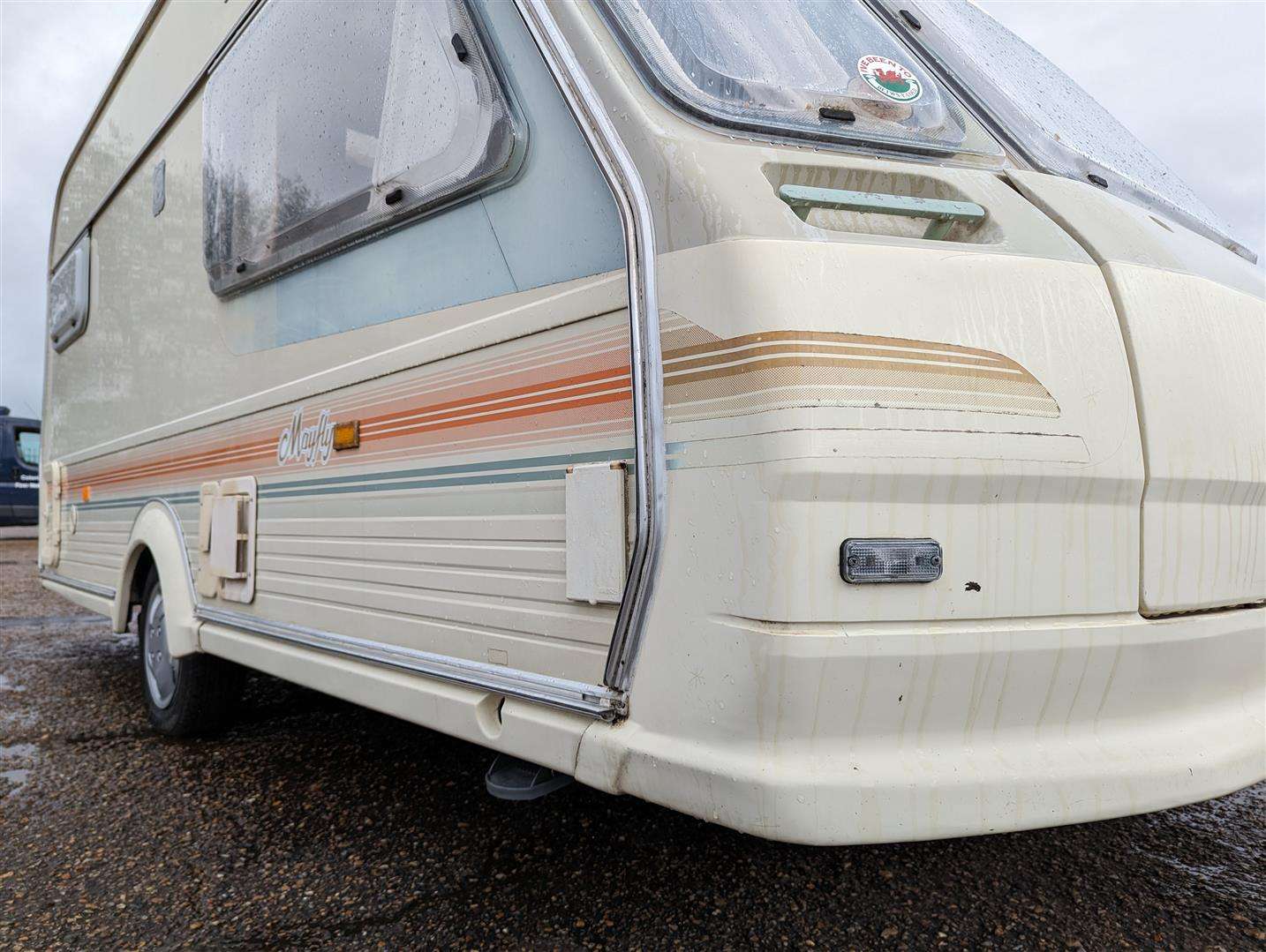 <p>AVONDALE CARAVAN MAYFLY&nbsp;</p>