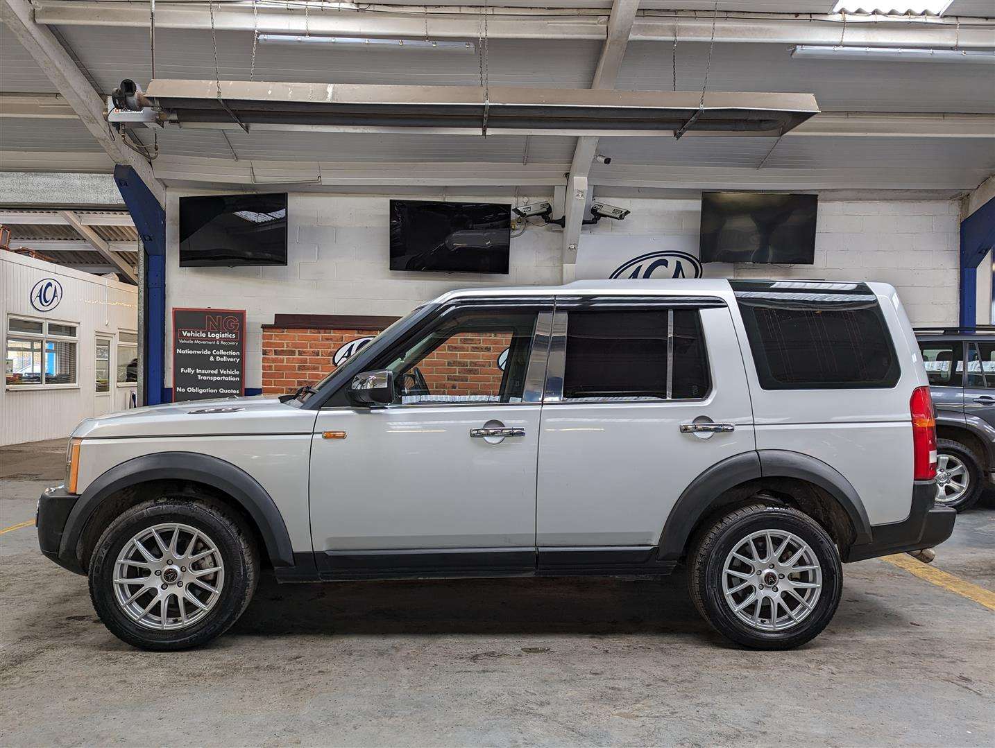 <p>2005 LAND ROVER DISCOVERY 3 TDV6 S AUTO</p>