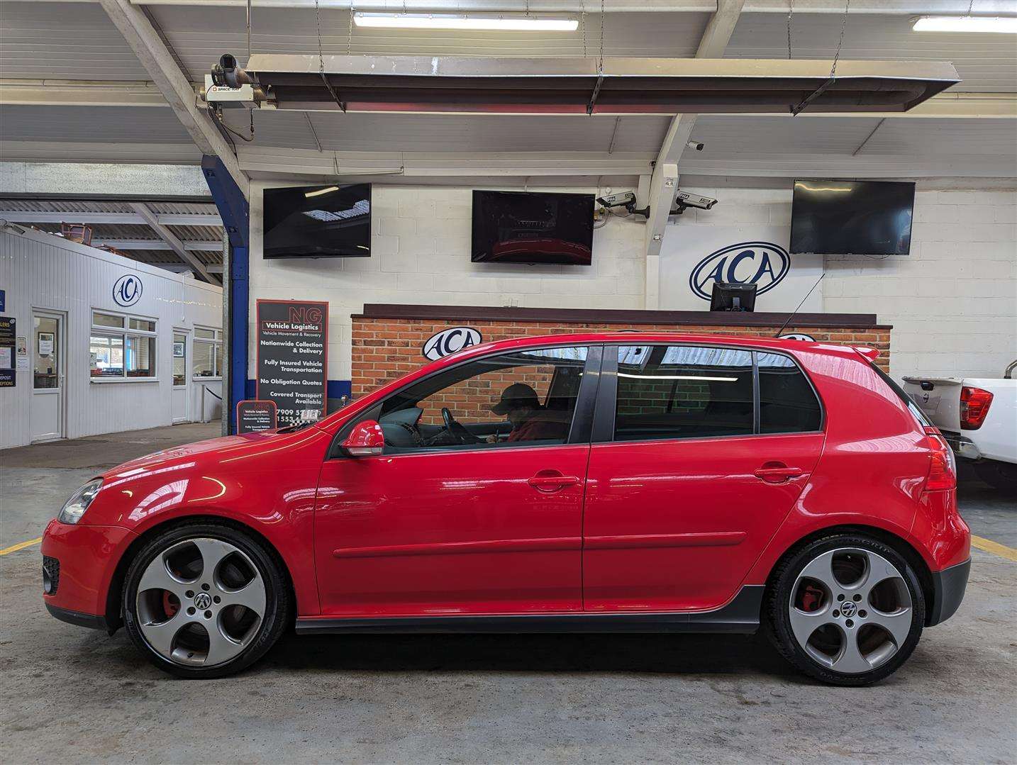 <p>2008 VOLKSWAGEN GOLF GTI AUTO</p>