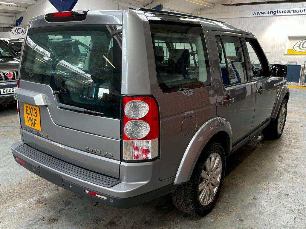 <p>2013 LAND ROVER DISCOVERY XS SDV6 AUTO</p>