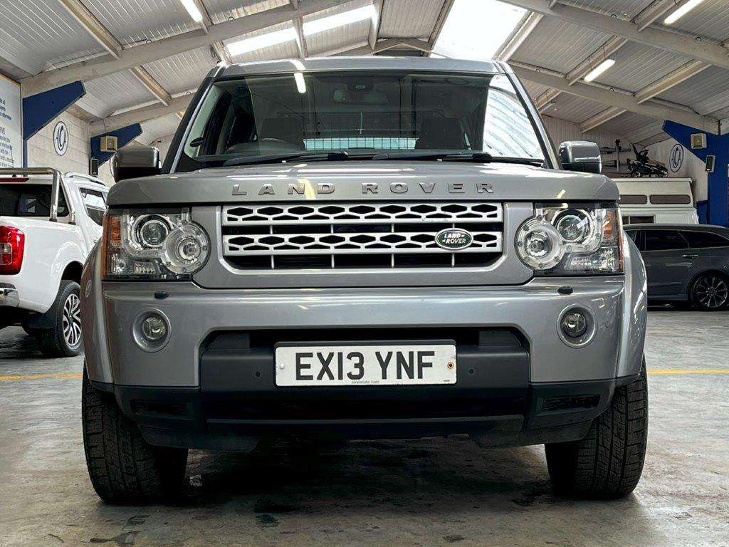 <p>2013 LAND ROVER DISCOVERY XS SDV6 AUTO</p>