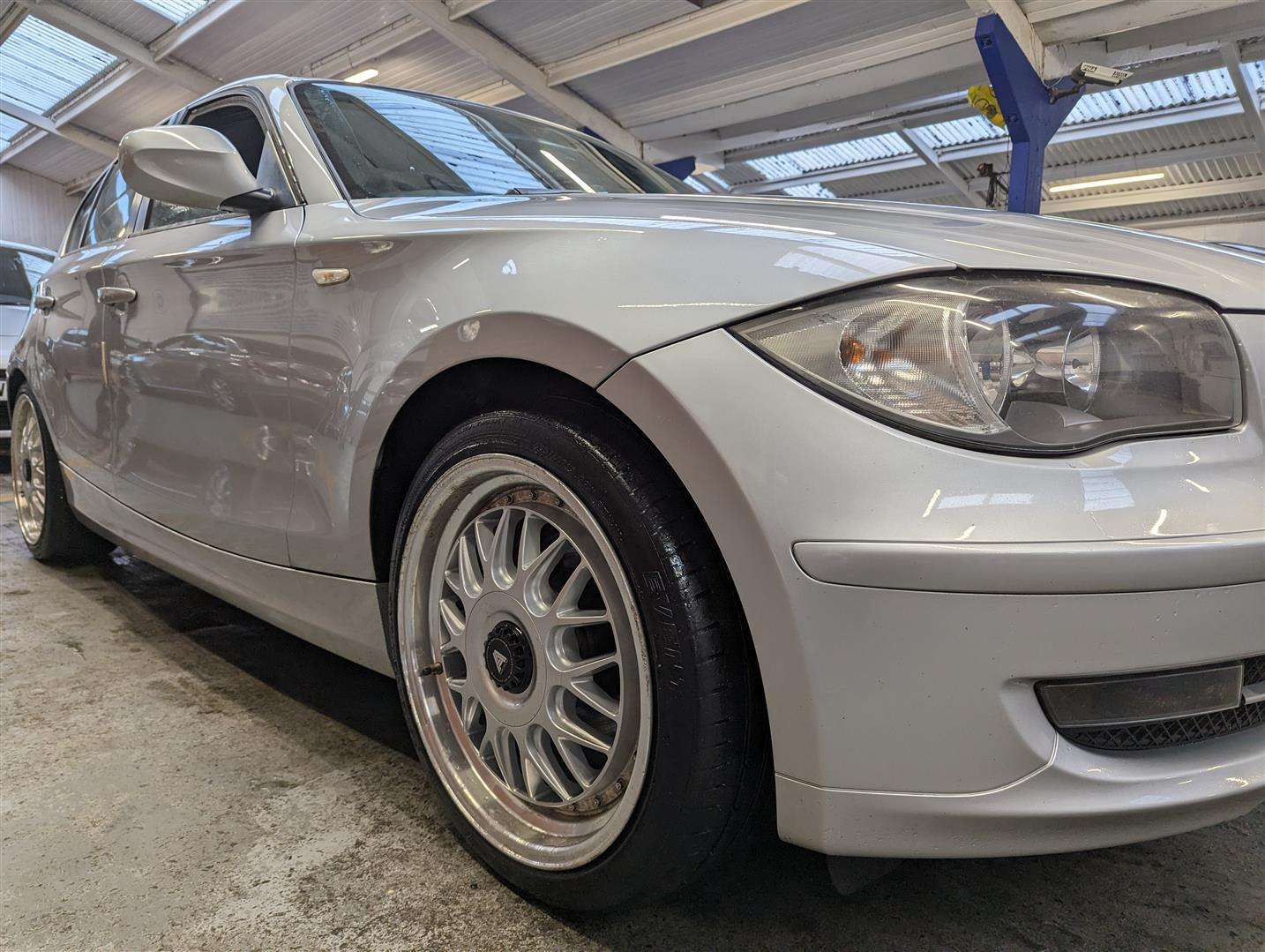 <p>2010 BMW 116D SPORT</p>