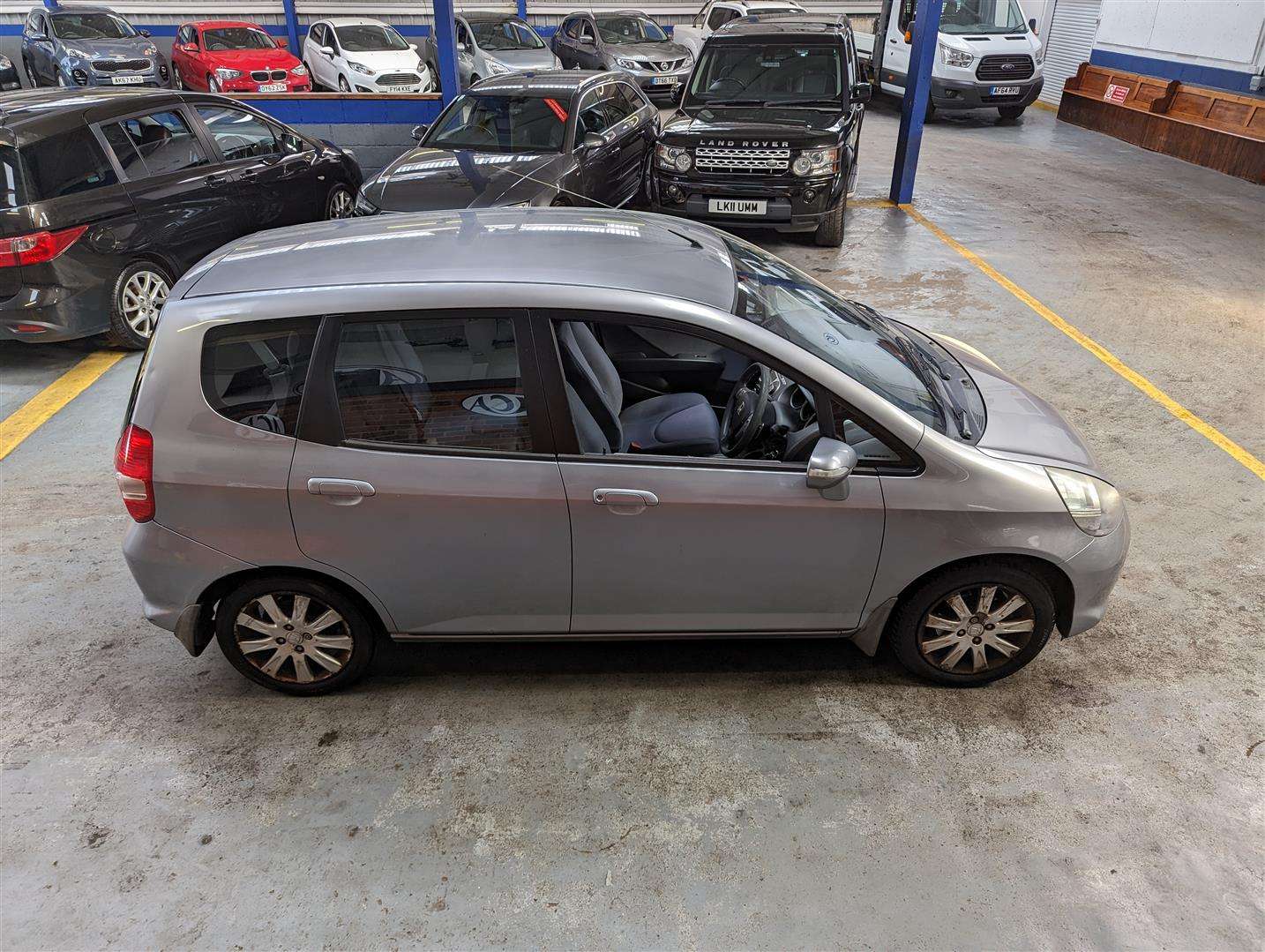 <p>2005 HONDA JAZZ SE CVT</p>