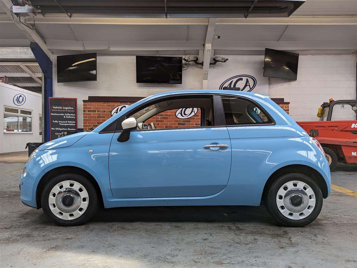 <p>2015 FIAT 500 COLOUR THERAPY</p>