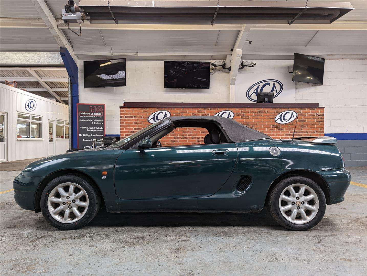 <p>1997 MG MGF</p>