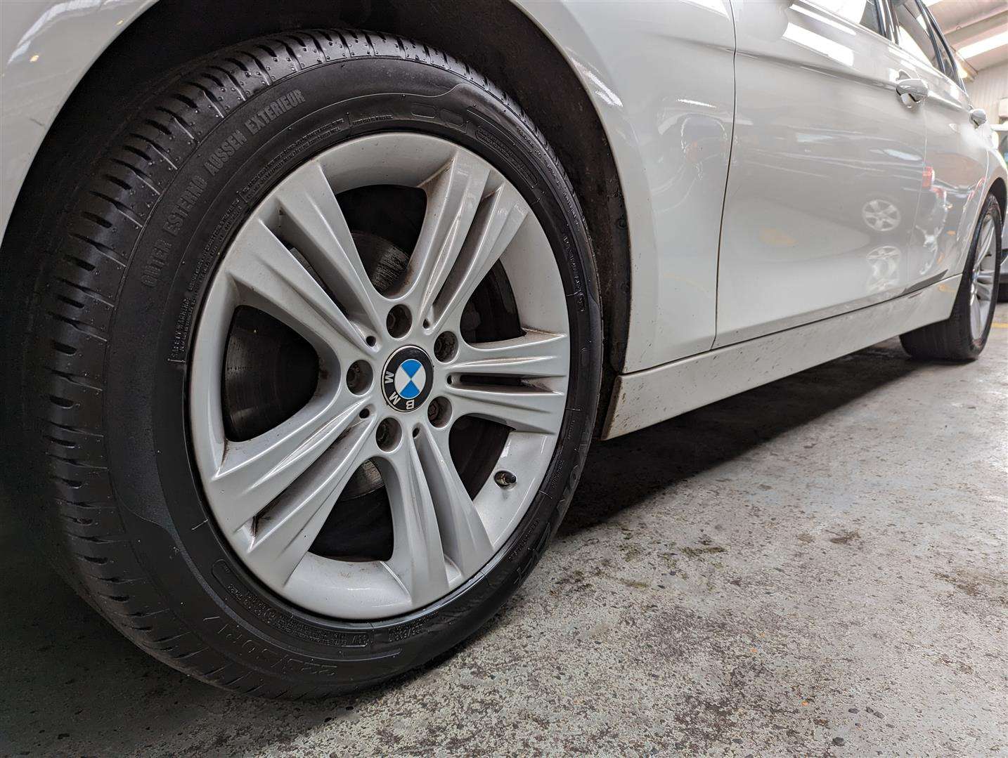 <p>2018 BMW 320D ED SPORT</p>