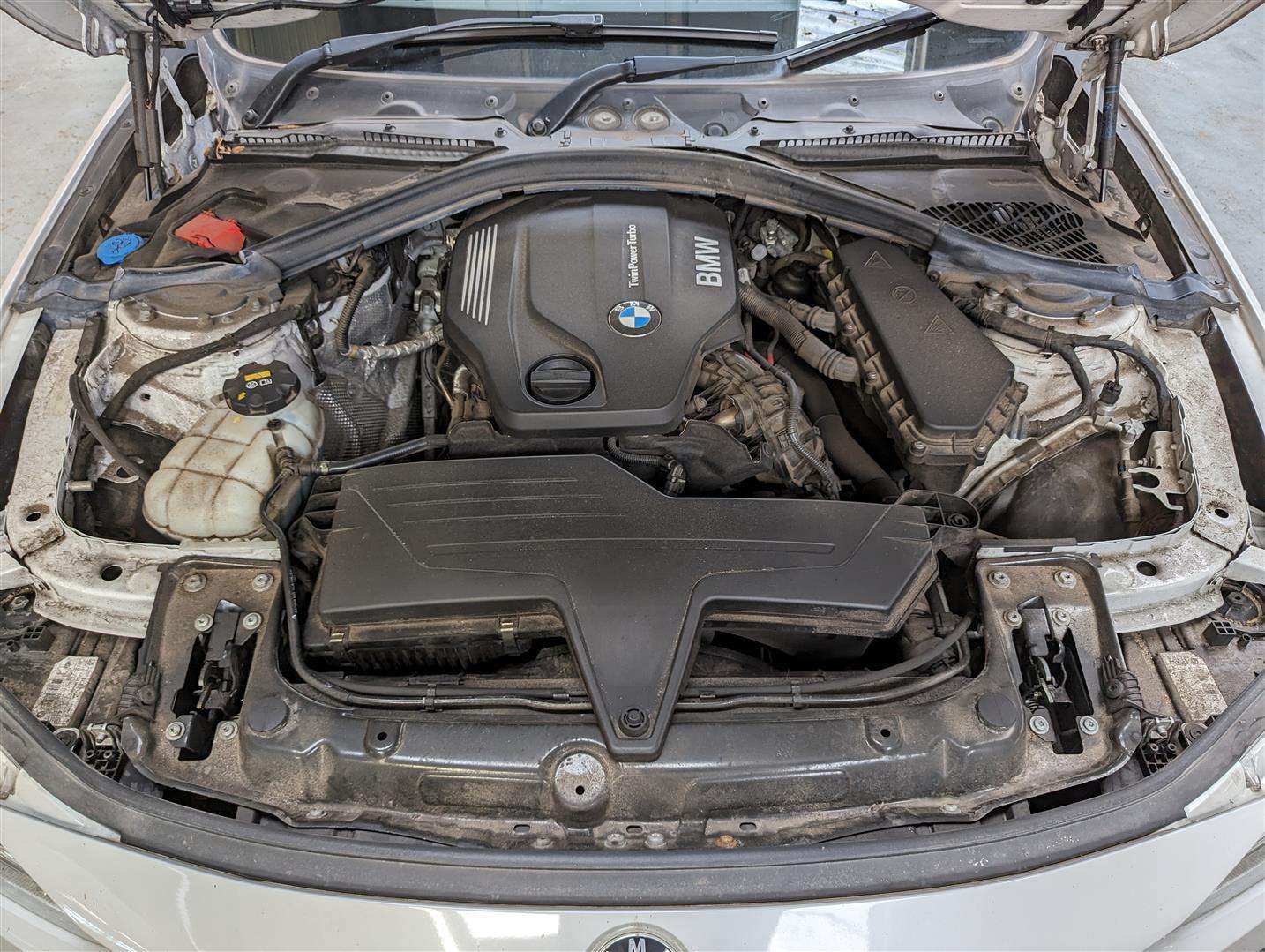 <p>2018 BMW 320D ED SPORT</p>