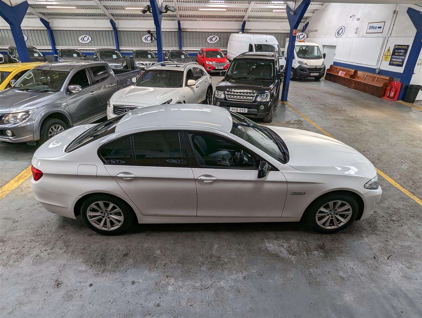 <p>2010 BMW 520D SE AUTO</p>