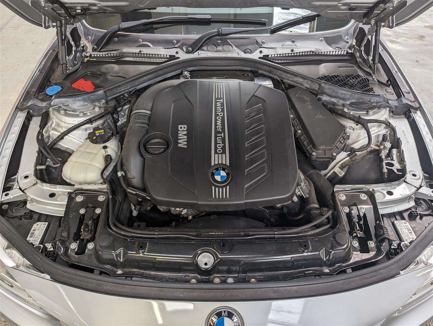 <p>2017 BMW 330D XDRIVE M SPORT AUTO</p>