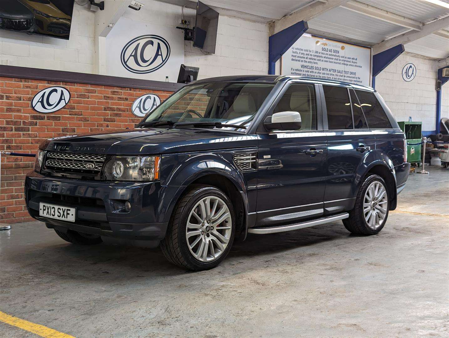 <p>2013 LAND ROVER RANGE ROVER **SOLD</p>