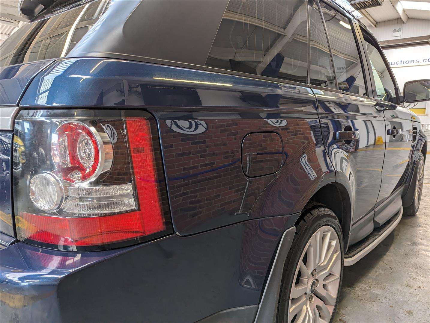 <p>2013 LAND ROVER RANGE ROVER **SOLD</p>