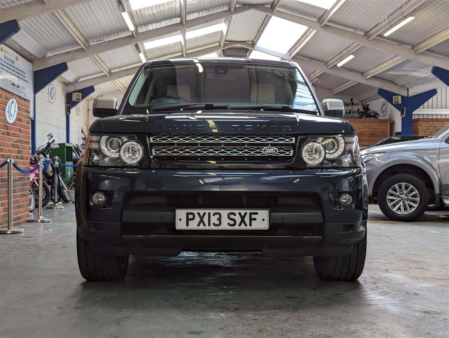 <p>2013 LAND ROVER RANGE ROVER **SOLD</p>