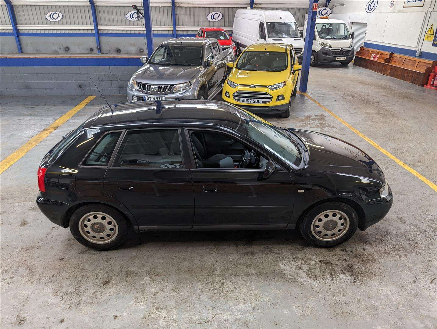 <p>2001 AUDI A3 1.6</p>