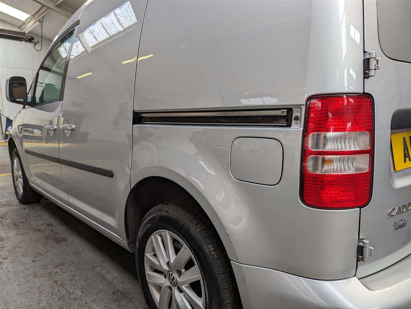 <p>2015 VOLKSWAGEN CADDY C20 HIGHLINE TDI</p>