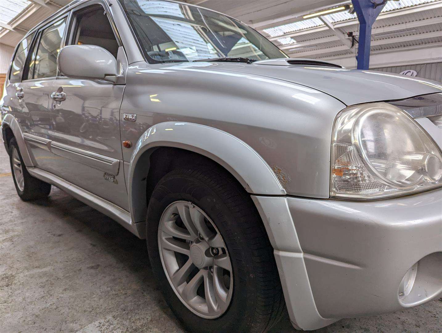 <p>2004 SUZUKI GRAND VITARA **SOLD</p>