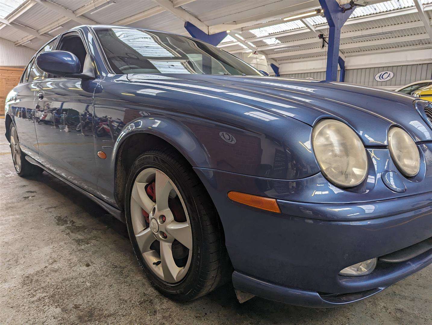 <p>2004 JAGUAR S-TYPE V6 SPORT AUTO</p>