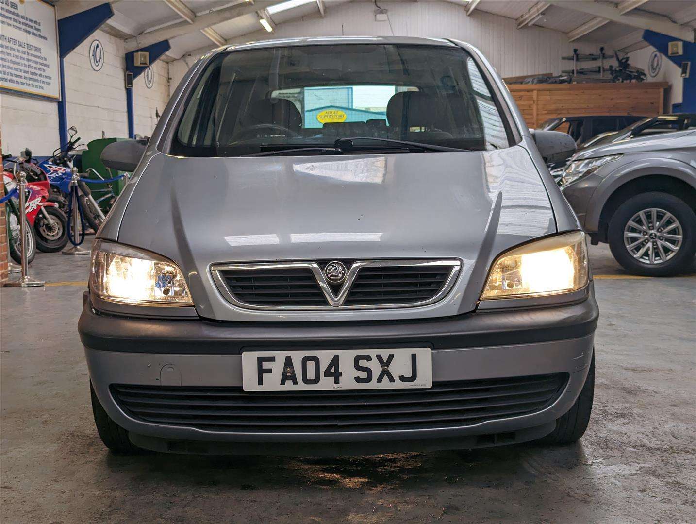 <p>2004 VAUXHALL ZAFIRA LIFE</p>