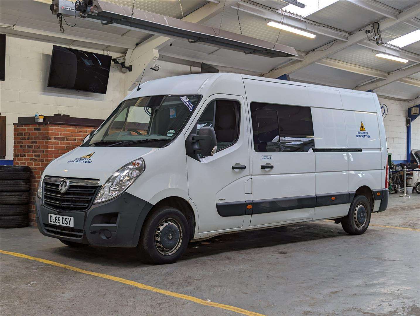 <p>2016 VAUXHALL MOVANO F3500 L3H2 CDTI</p>