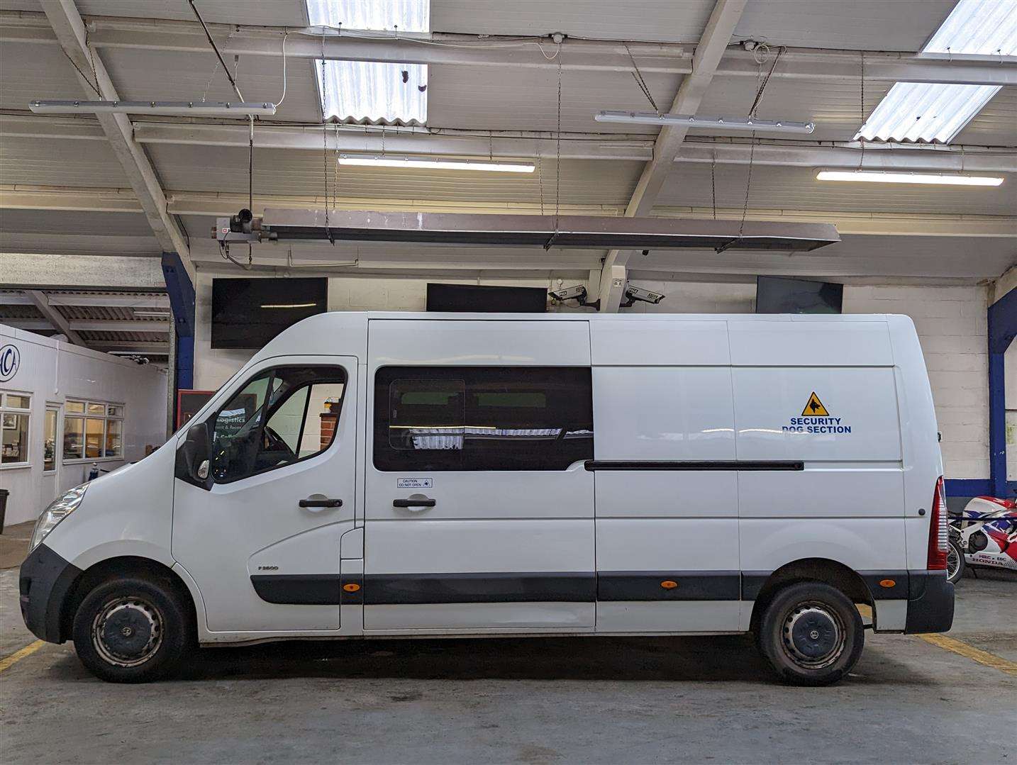 <p>2016 VAUXHALL MOVANO F3500 L3H2 CDTI</p>