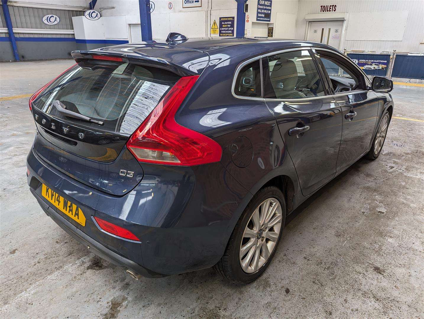 <p>2014 VOLVO V40 SE LUX NAV D3 SOLD</p>