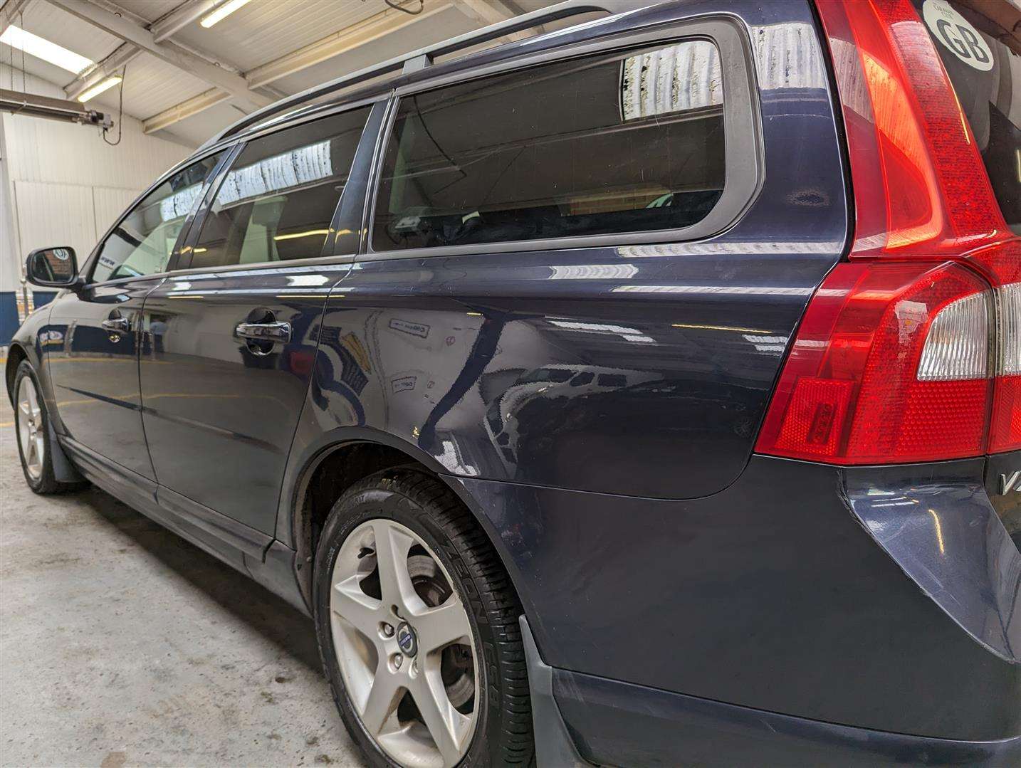 <p>2008 VOLVO V70 SE D5 AUTO</p>