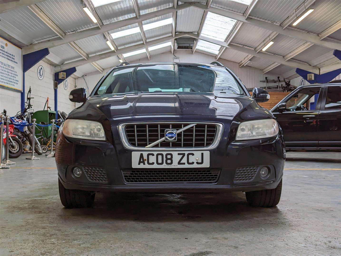 <p>2008 VOLVO V70 SE D5 AUTO</p>