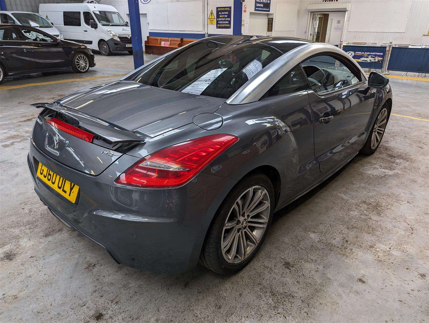 <p>2010 PEUGEOT RCZ SPORT HDI</p>