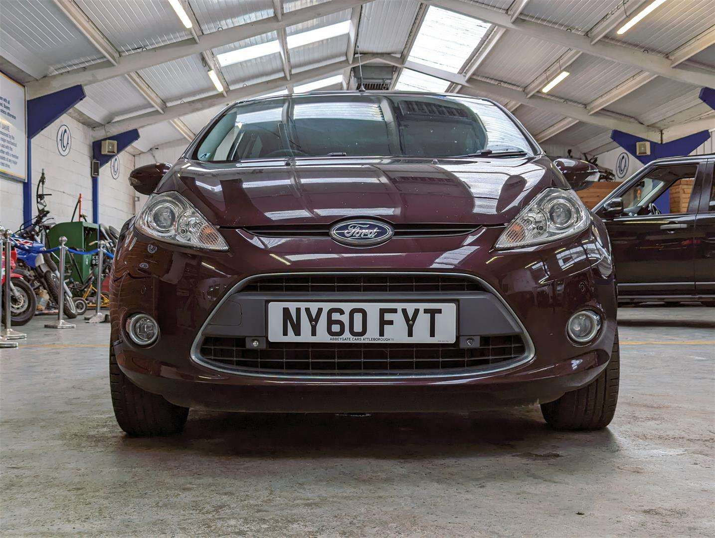 <p>2010 FORD FIESTA TITANIUM</p>