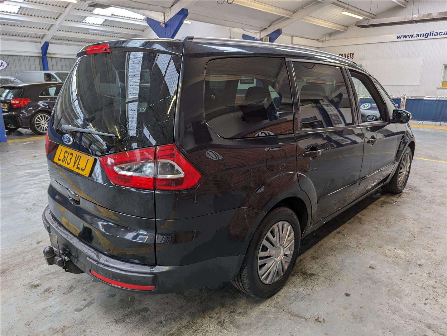 <p>2013 FORD GALAXY ZETEC TDCI AUTO</p>