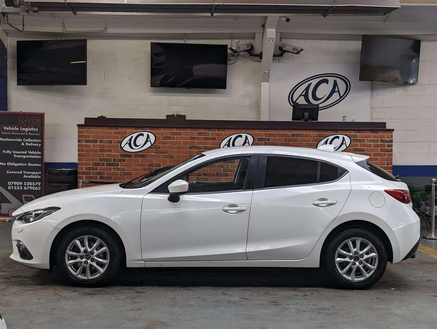 <p>2014 MAZDA 3 SE-L NAV</p>