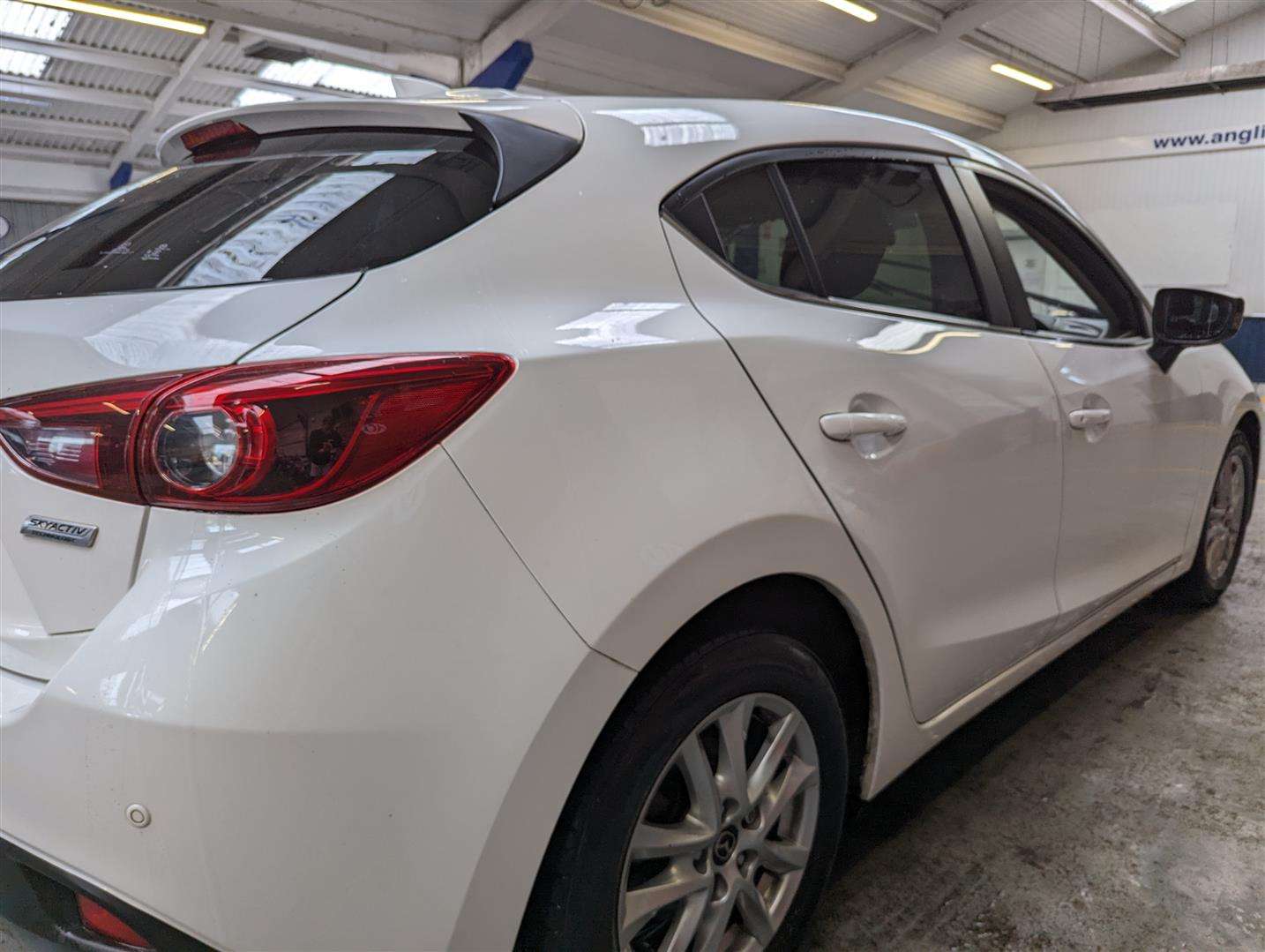 <p>2014 MAZDA 3 SE-L NAV</p>