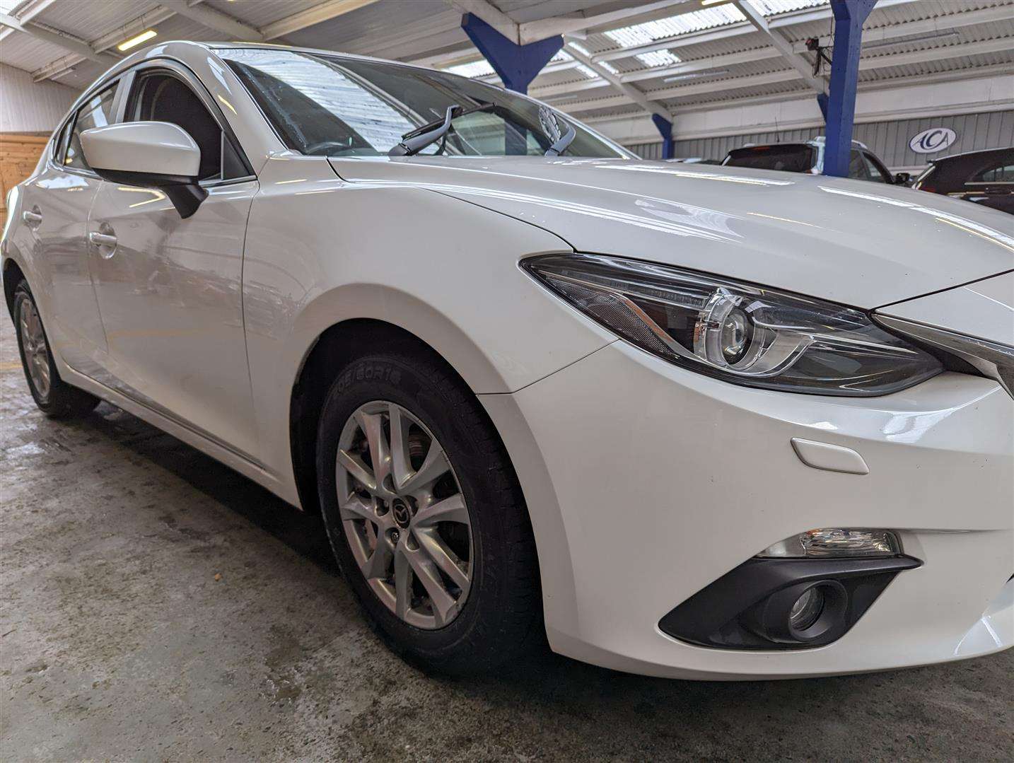 <p>2014 MAZDA 3 SE-L NAV</p>