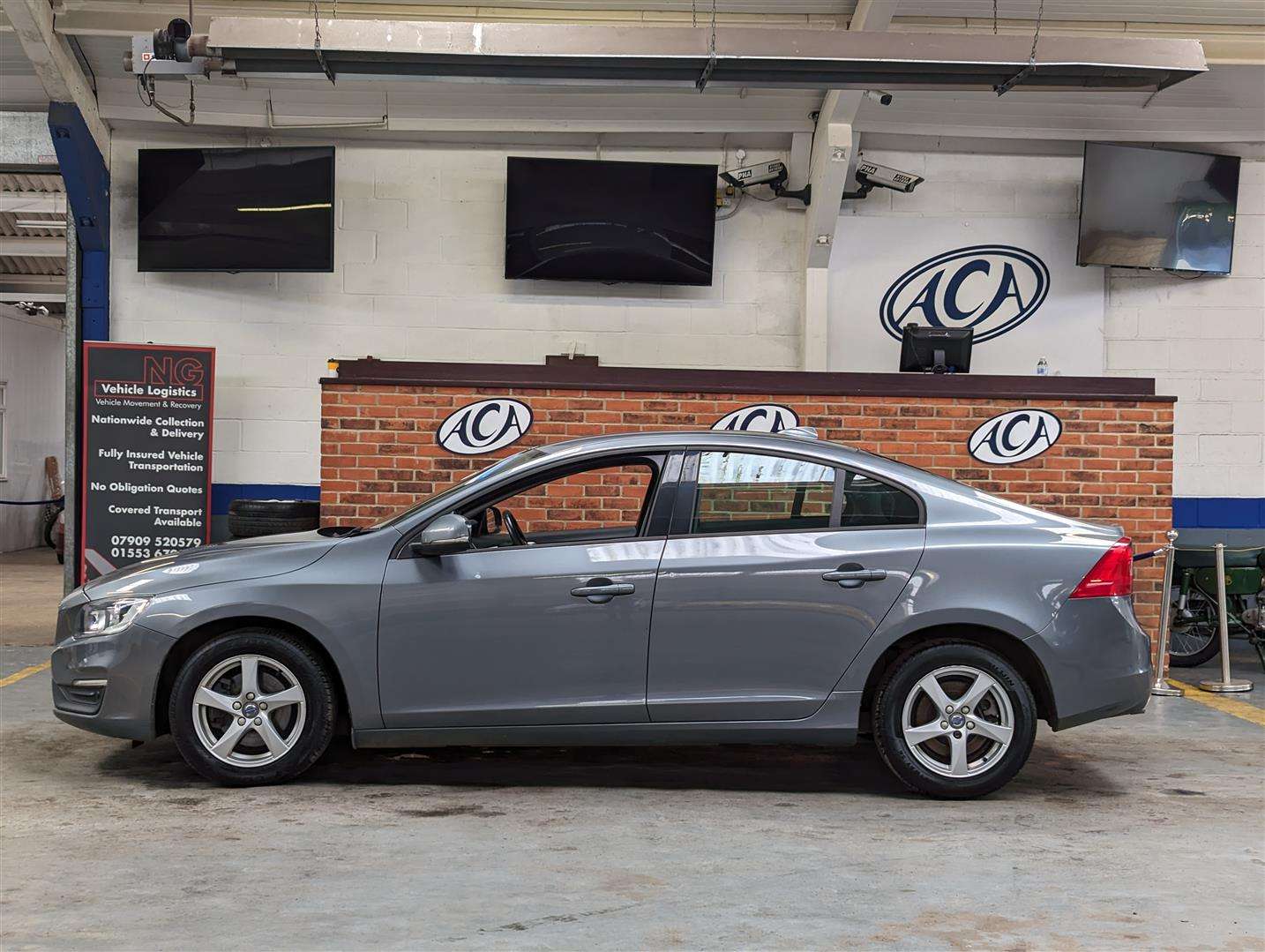 <p>2015 VOLVO S60 BUSINESS EDITION D4</p>