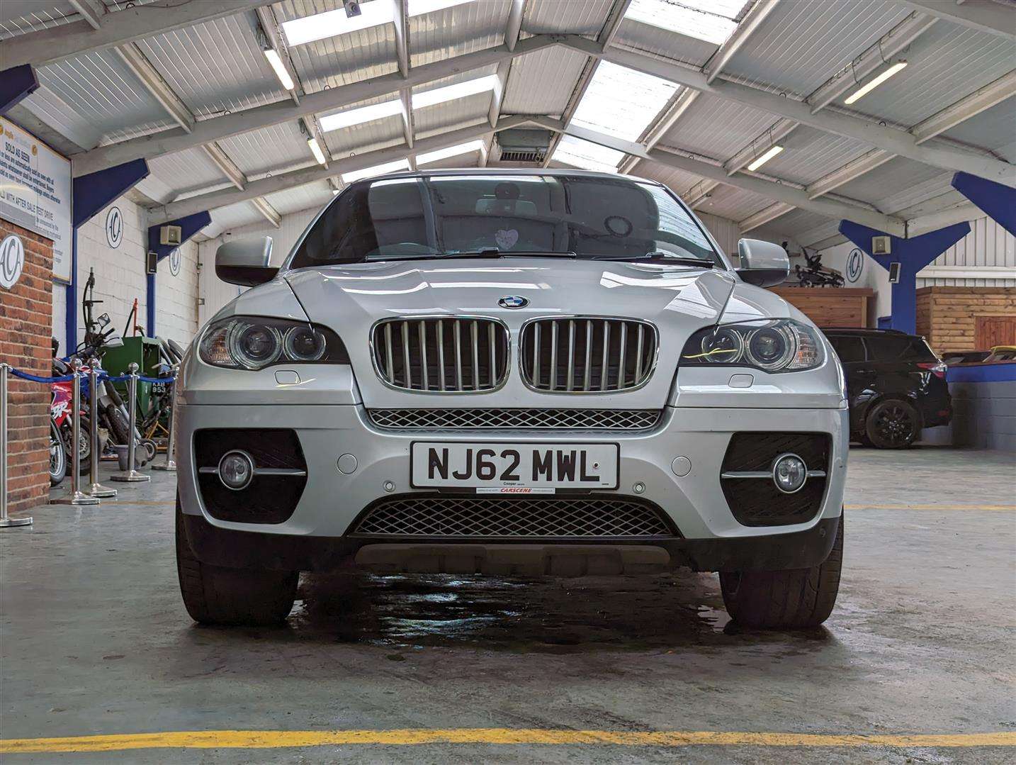 <p>2012 BMW X6 XDRIVE 40D AUTO</p>