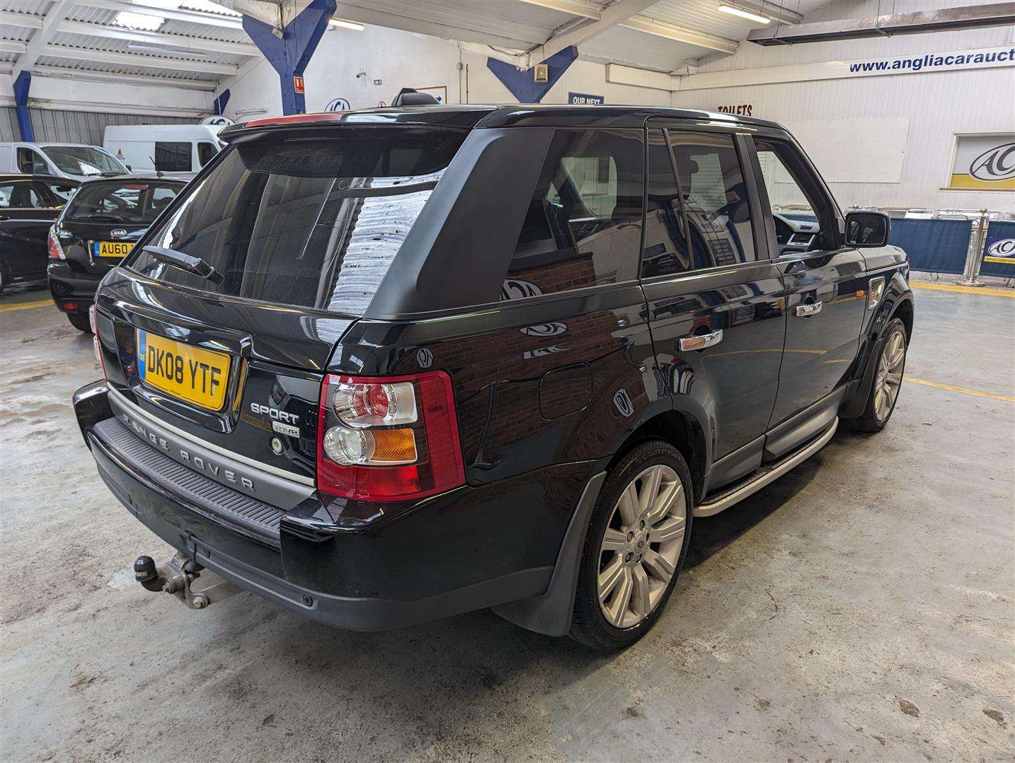 <p>2008 LAND ROVER RANGE ROVER SP HSE TDV8 AUTO</p>