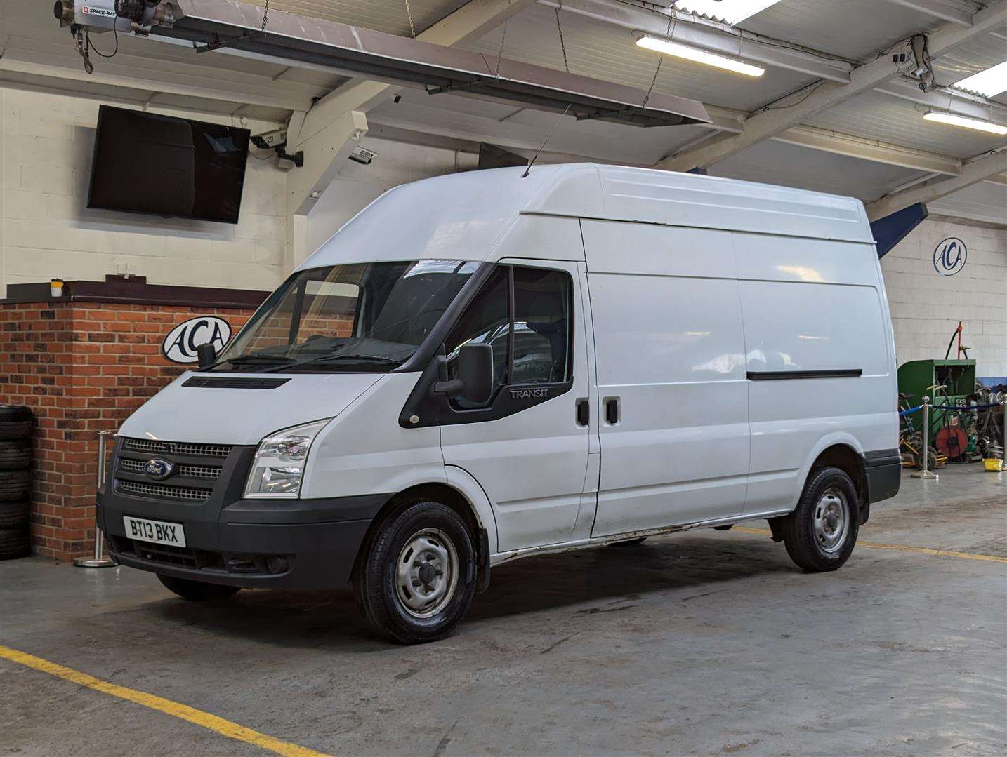 <p>2013 FORD TRANSIT 125 T350 RWD SOLD</p>