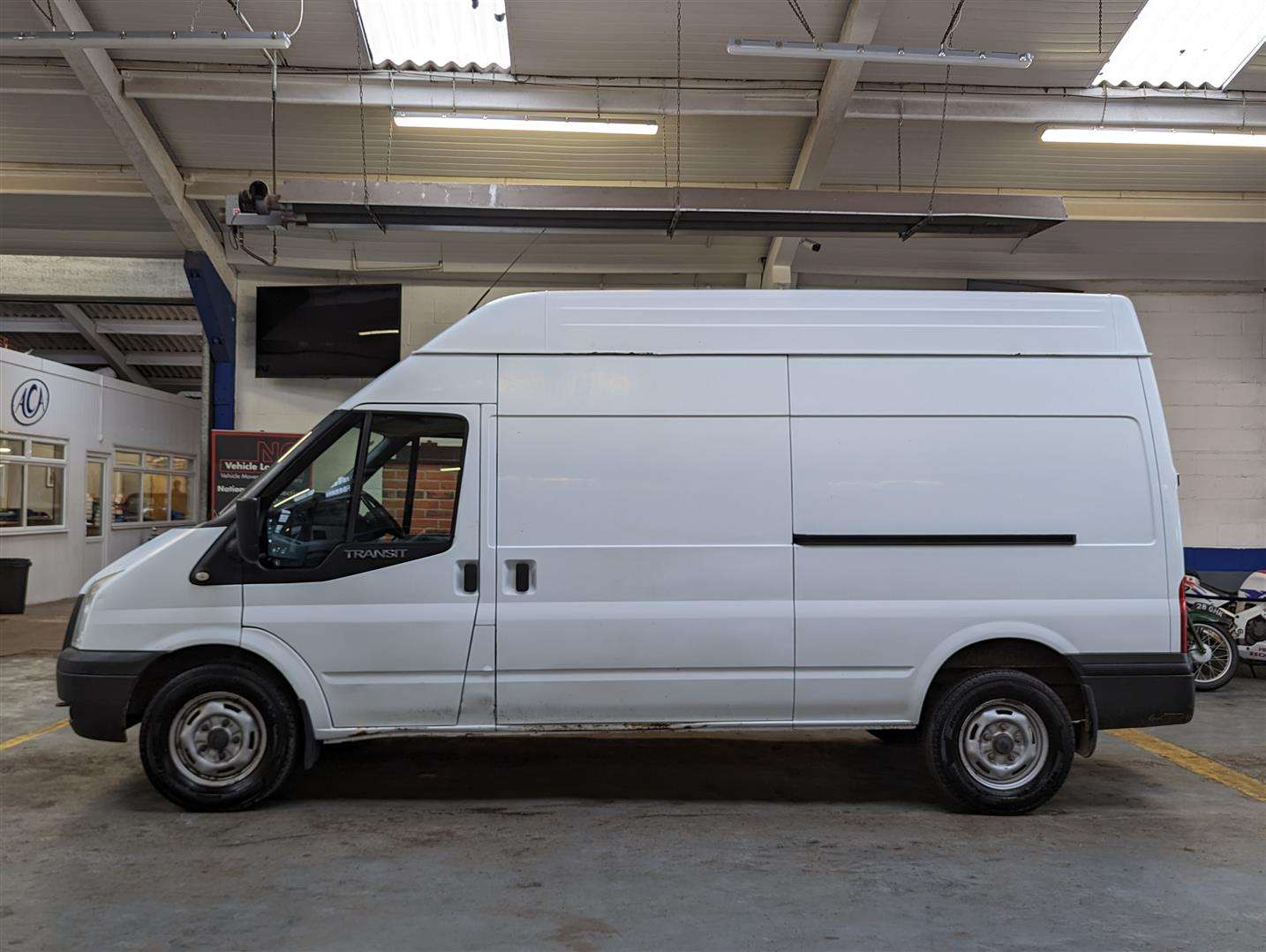 <p>2013 FORD TRANSIT 125 T350 RWD SOLD</p>