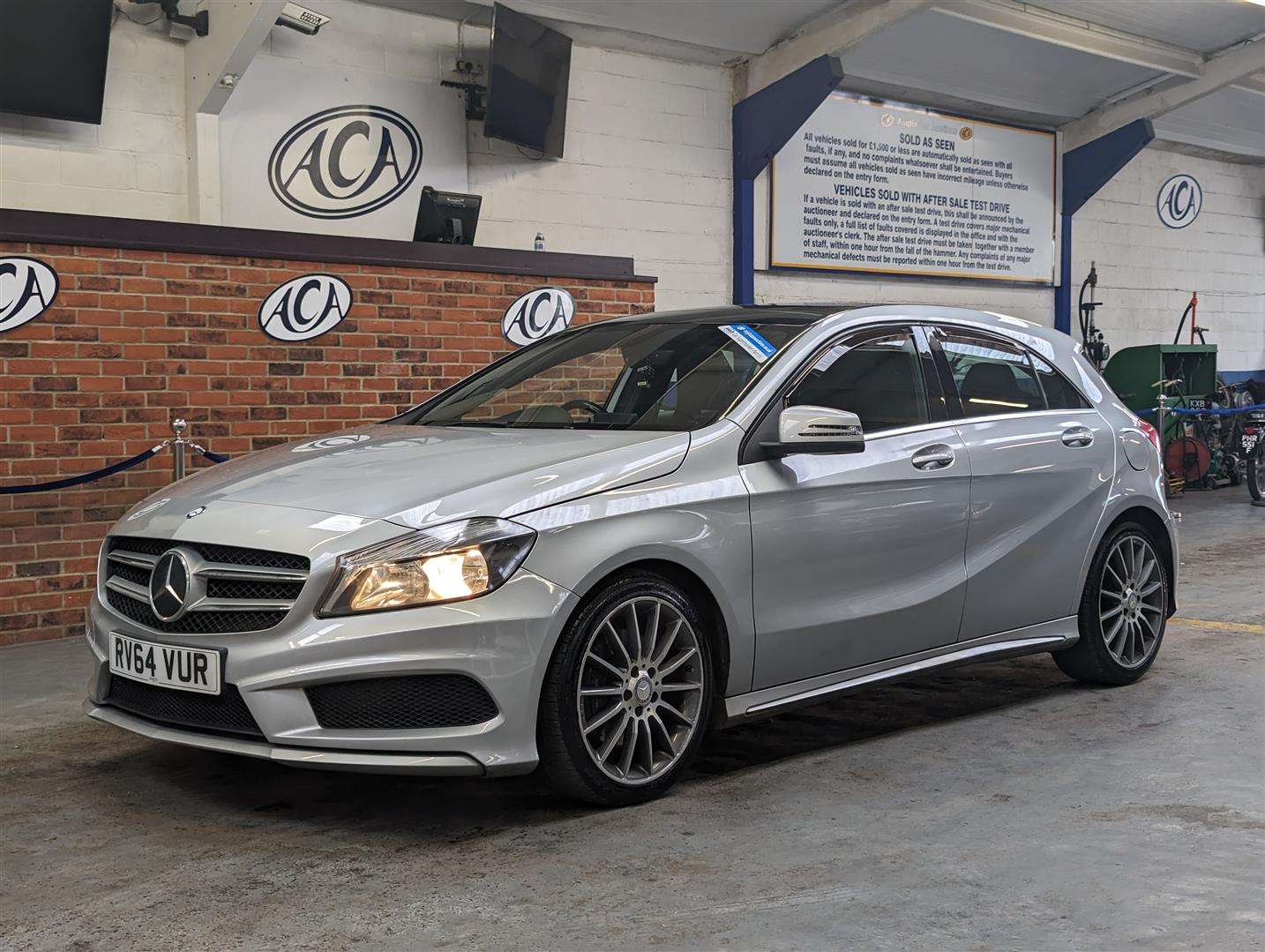 <p>2014 MERCEDES-BENZ A250 AMG SPORT 4MATIC AUT</p>