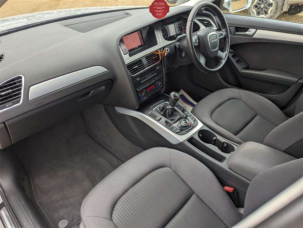 <p>2010 AUDI A4 211 TFSI</p>