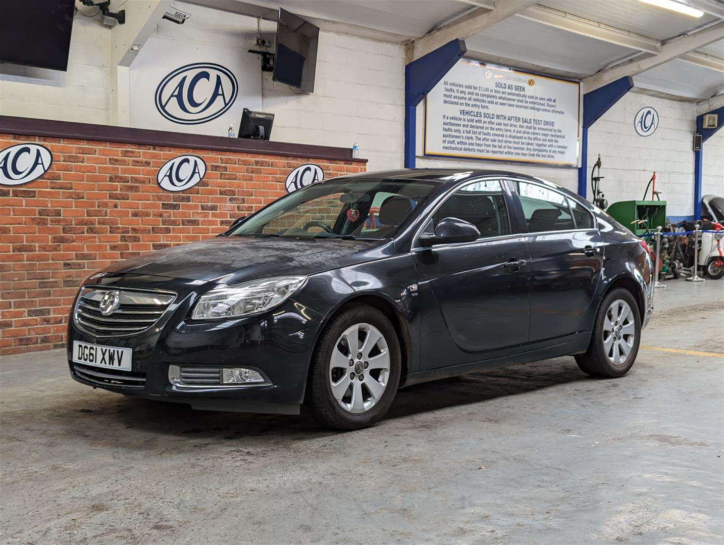 <p>2011 VAUXHALL INSIGNIA SRI NAV CDTI AUTO</p>