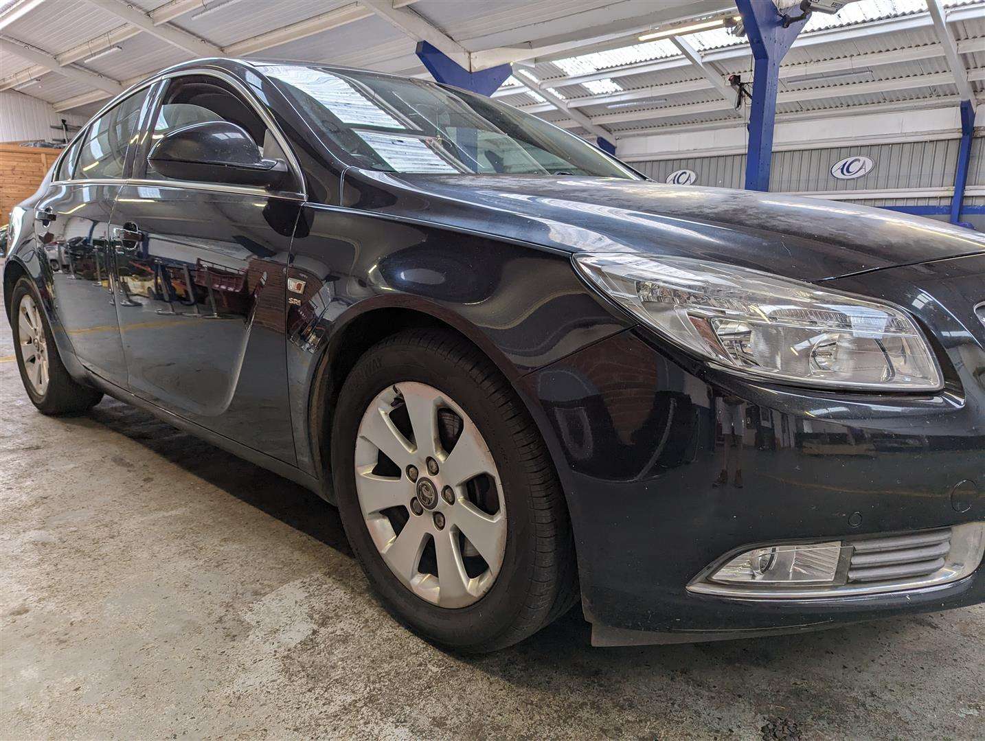 <p>2011 VAUXHALL INSIGNIA SRI NAV CDTI AUTO</p>