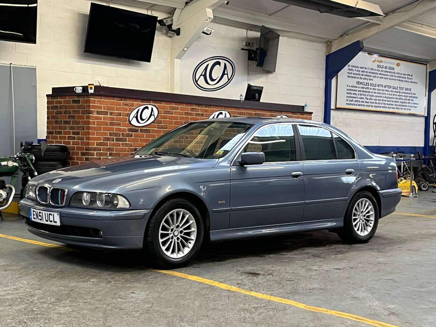 <p>2001 BMW 525I SE AUTO</p>