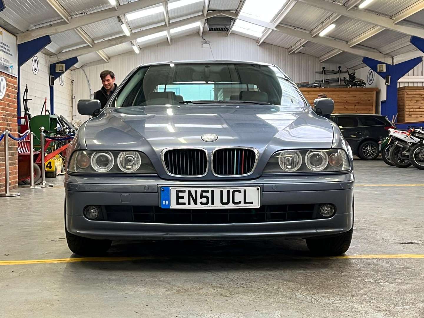 <p>2001 BMW 525I SE AUTO</p>